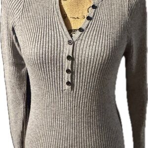 Women’s Gray Ribbed Henley Sweater